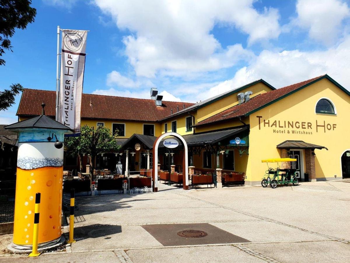 Thalinger Hof Hotell Kronstorf Eksteriør bilde